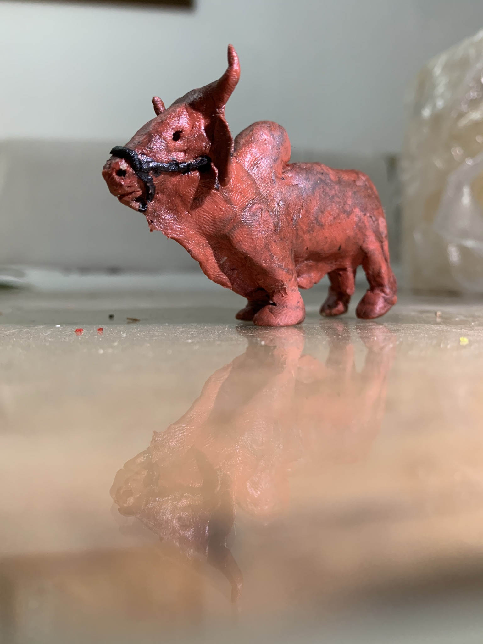 TORO DE PLASTILINA DE CUANDO TENIA 5 AÑOS DE EDAD